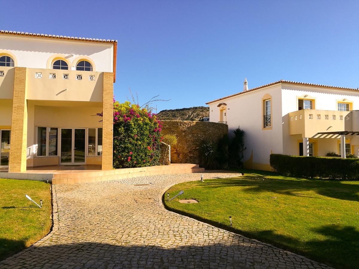 מלון Senhora da Luz Club House Cvl מראה חיצוני תמונה