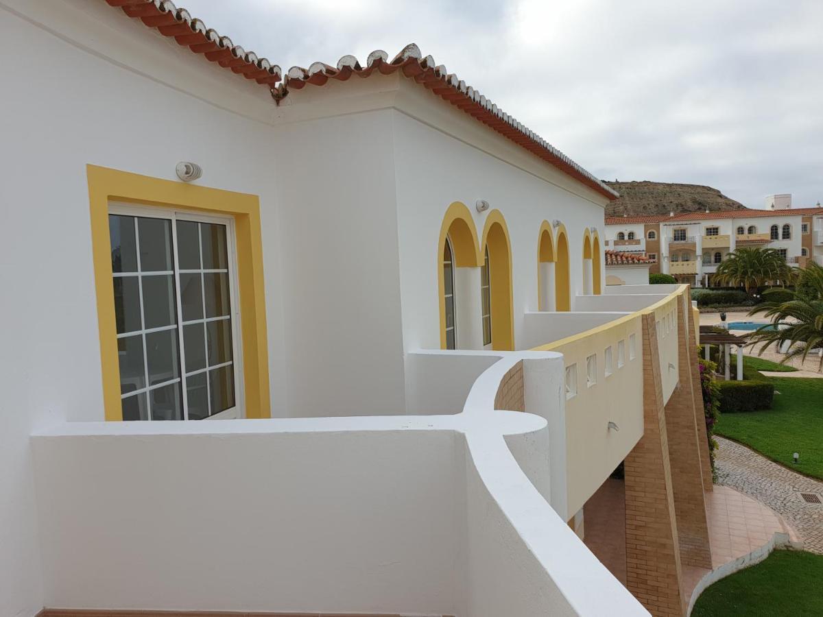 מלון Senhora da Luz Club House Cvl מראה חיצוני תמונה